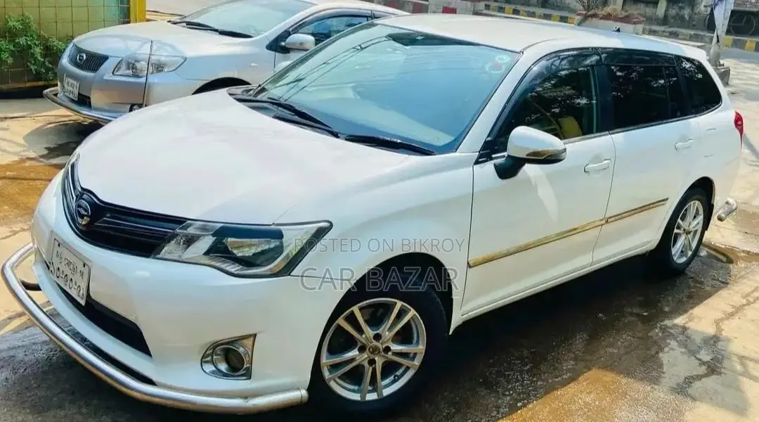 Toyota Fielder X.G EDITION WHITE 2012