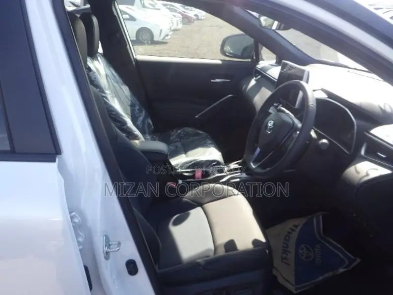 Toyota Corolla Cross Z leatherpkg-6point 2025