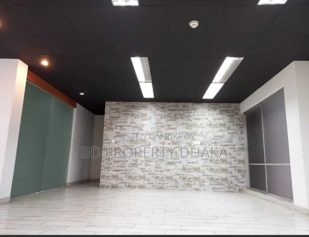 4020 Sqft Open Commercial Space for Rent in Gulshan Avenue