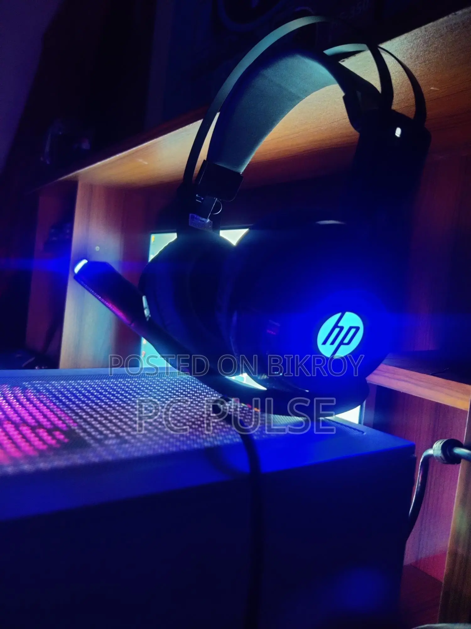 HP H200 & H100 Headphones