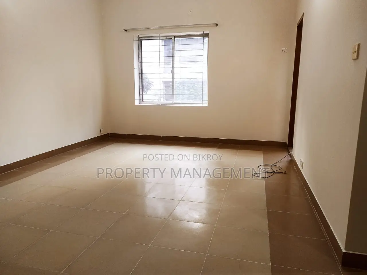 1950 Sq ft Apartment for Rent in Gulshan 2, 3 Bed, 4 Bath, Nice View