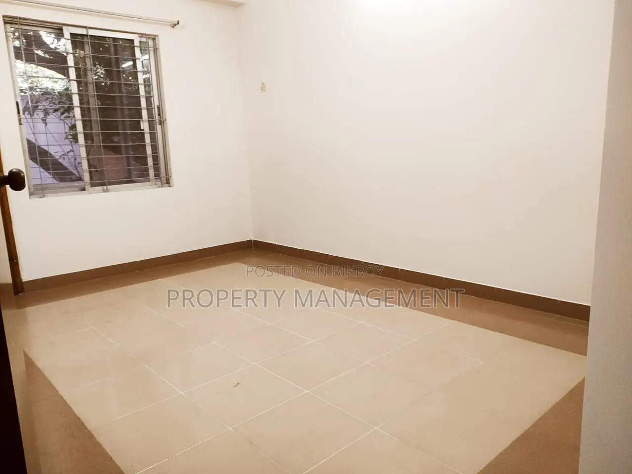 1950 Sq ft Apartment for Rent in Gulshan 2, 3 Bed, 4 Bath, Nice View