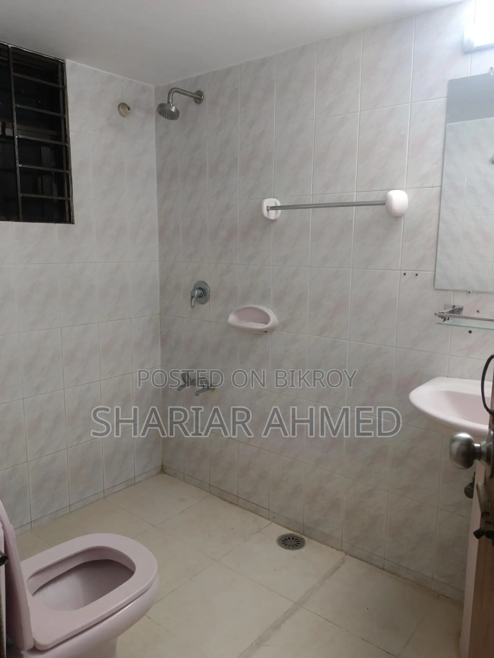 2200 Sqft Un-Furnished Apartment For Rent In Gulshan 2