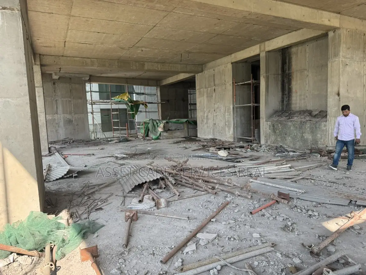 Exclusive Commercial Open Space for Rent on Gulshan Avenue 2
