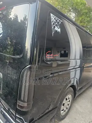 Toyota Hiace Super GL Black 2006
