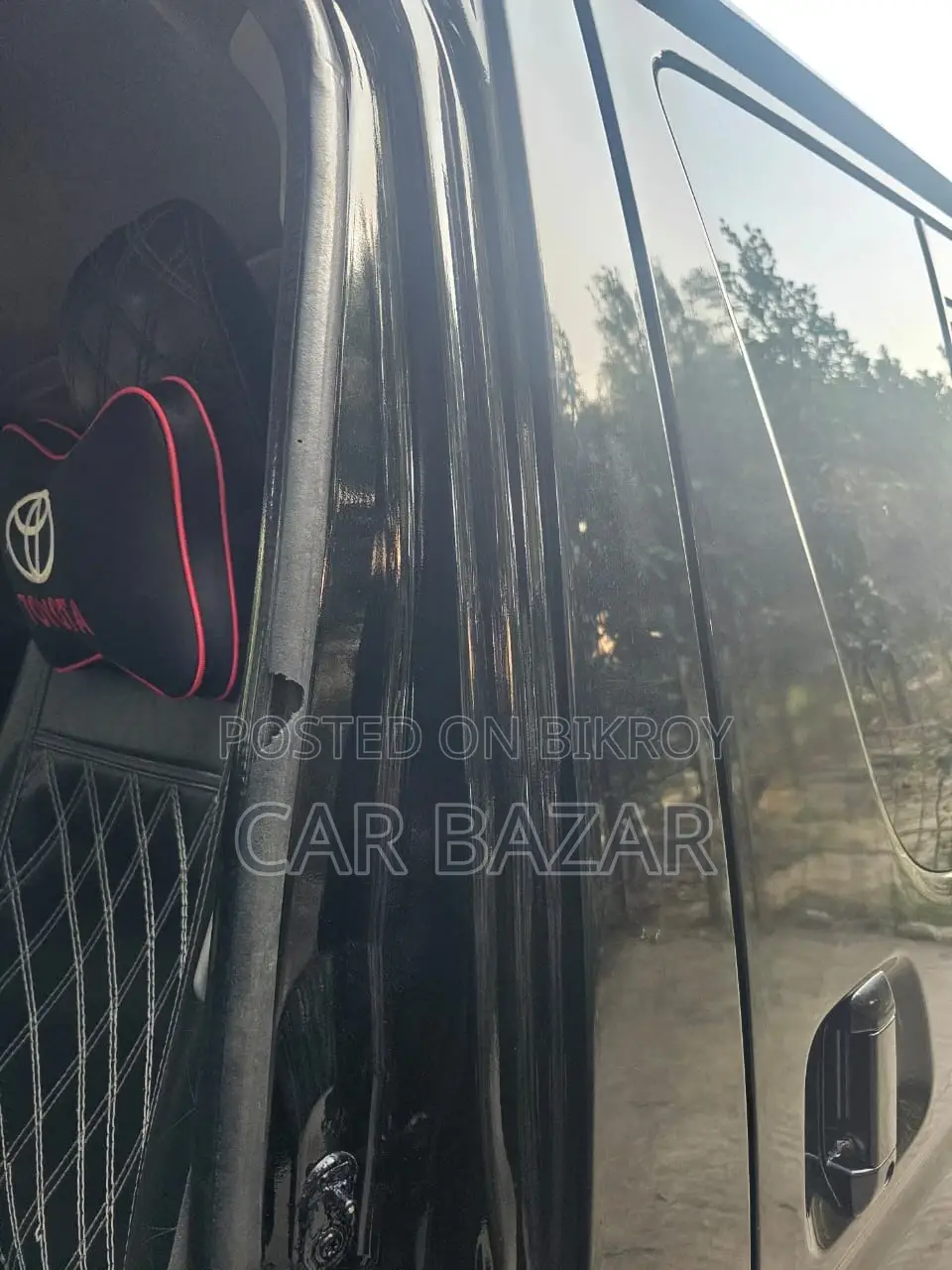 Toyota Hiace Super GL Black 2006