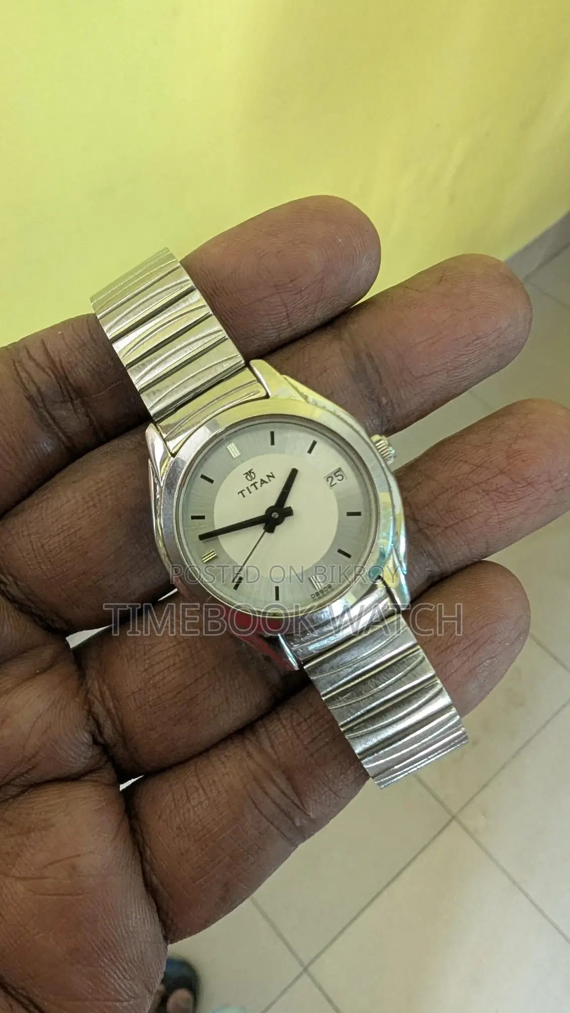 TITAN Ladies Watch Fresh Condition