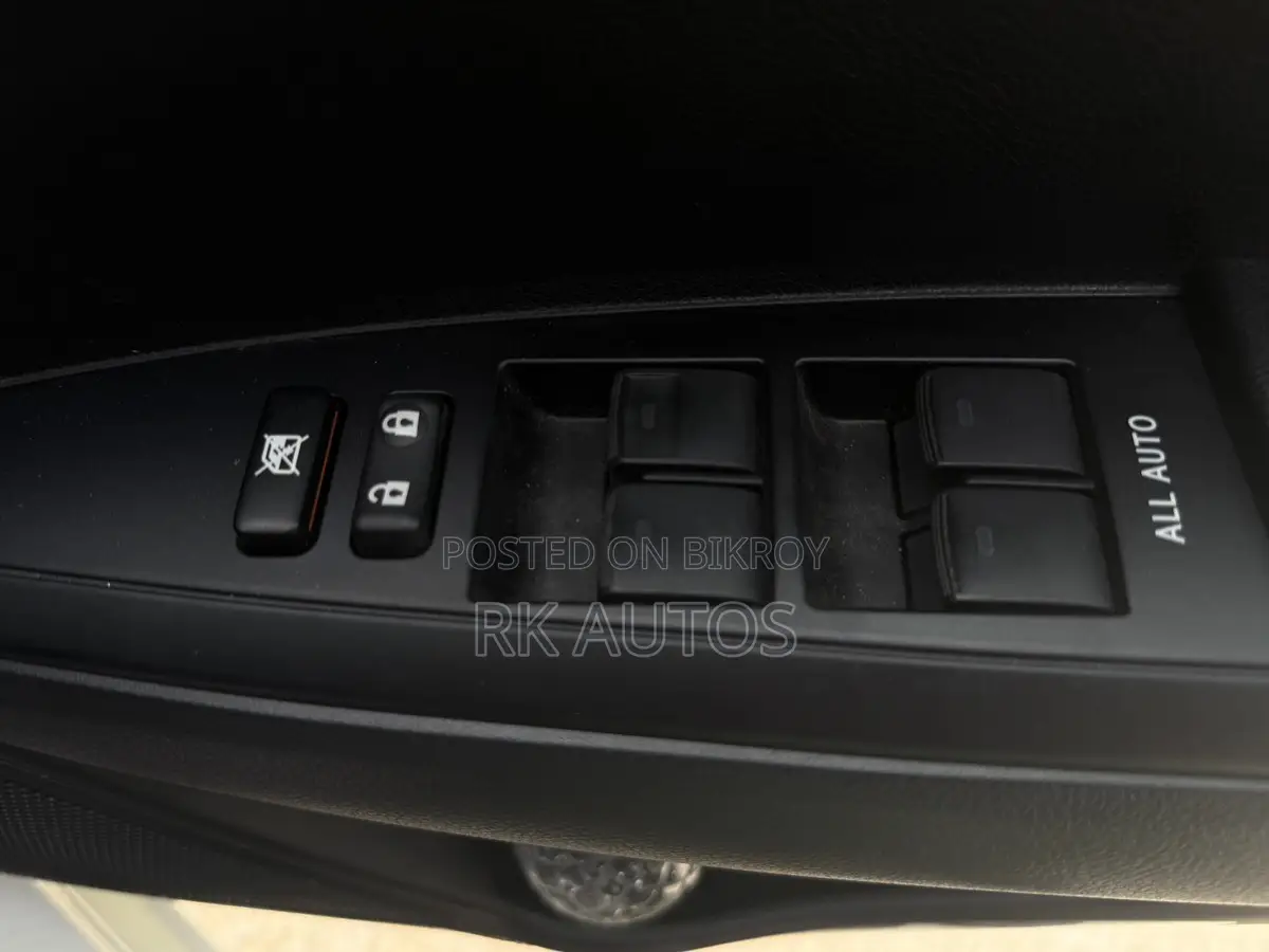 Toyota Corolla Fielder 2020 White