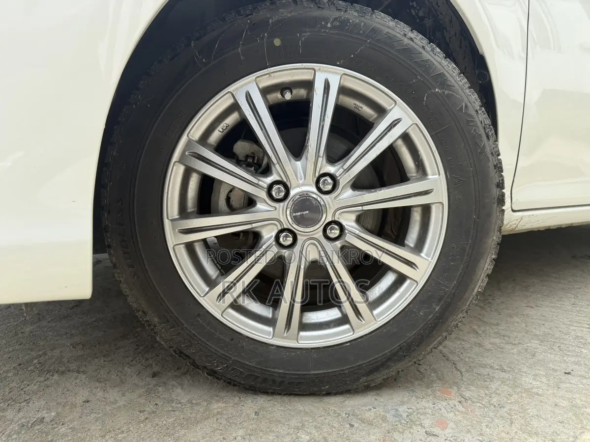 Toyota Corolla Fielder 2020 White