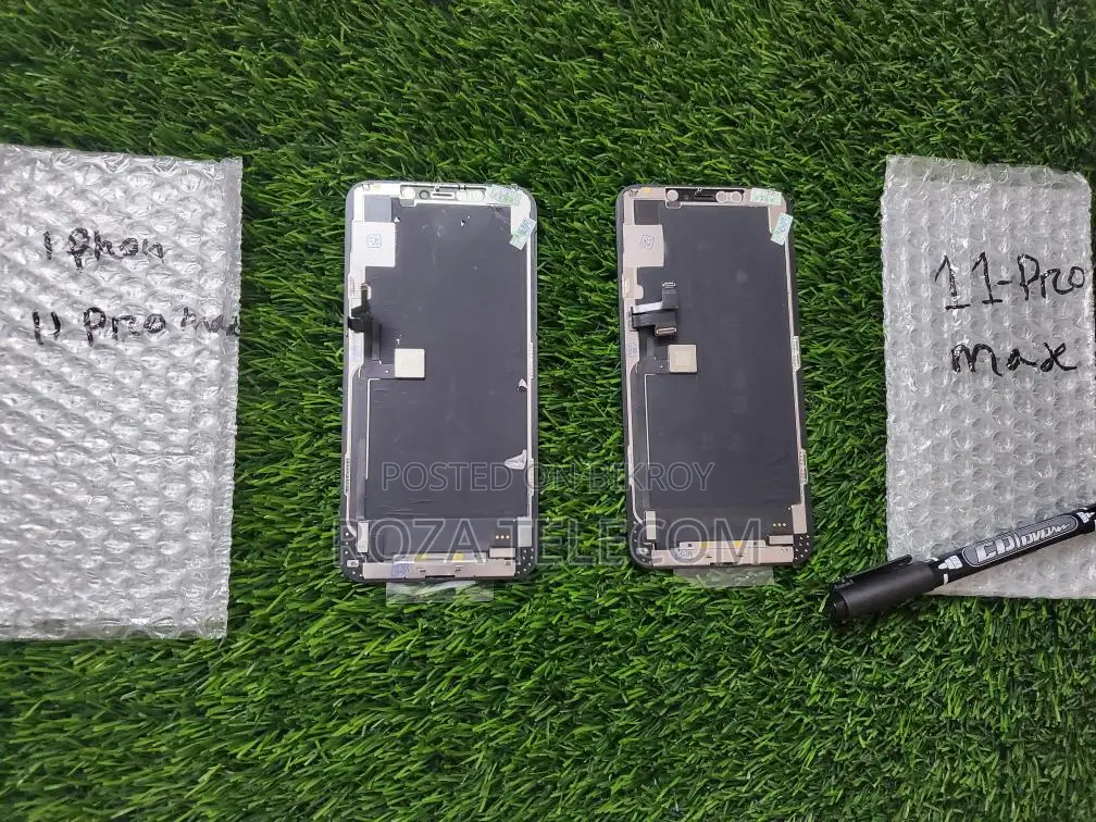 iphone 11 pro max ফোনের সাথের অরিজিনাল ডিসপ্লে