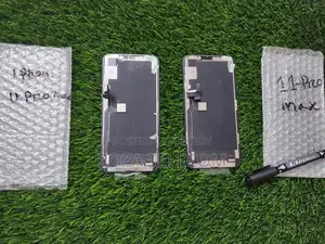 iphone 11 pro max ফোনের সাথের অরিজিনাল ডিসপ্লে