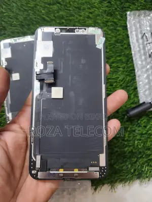 iphone 11 pro max ফোনের সাথের অরিজিনাল ডিসপ্লে