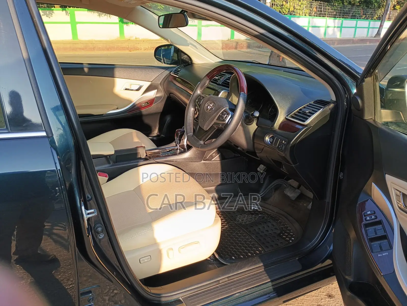 Toyota Premio Fex Mica Blue 2018