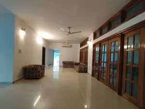 Good Quality 4 Bedroom Semi Farnised Flat Rent In Gulshan North