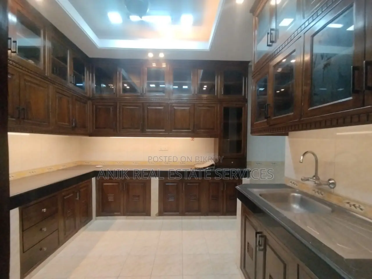 Good Quality 4 Bedroom Semi Farnised Flat Rent In Gulshan North