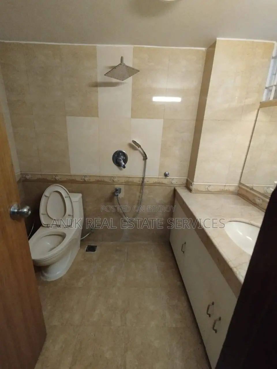 Good Quality 4 Bedroom Semi Farnised Flat Rent In Gulshan North