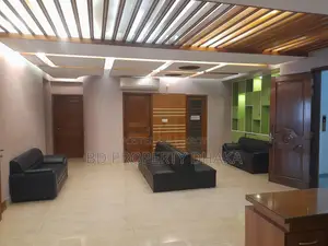 2450 Sqft Semi Furnished Nice Office Space Rent in Banani