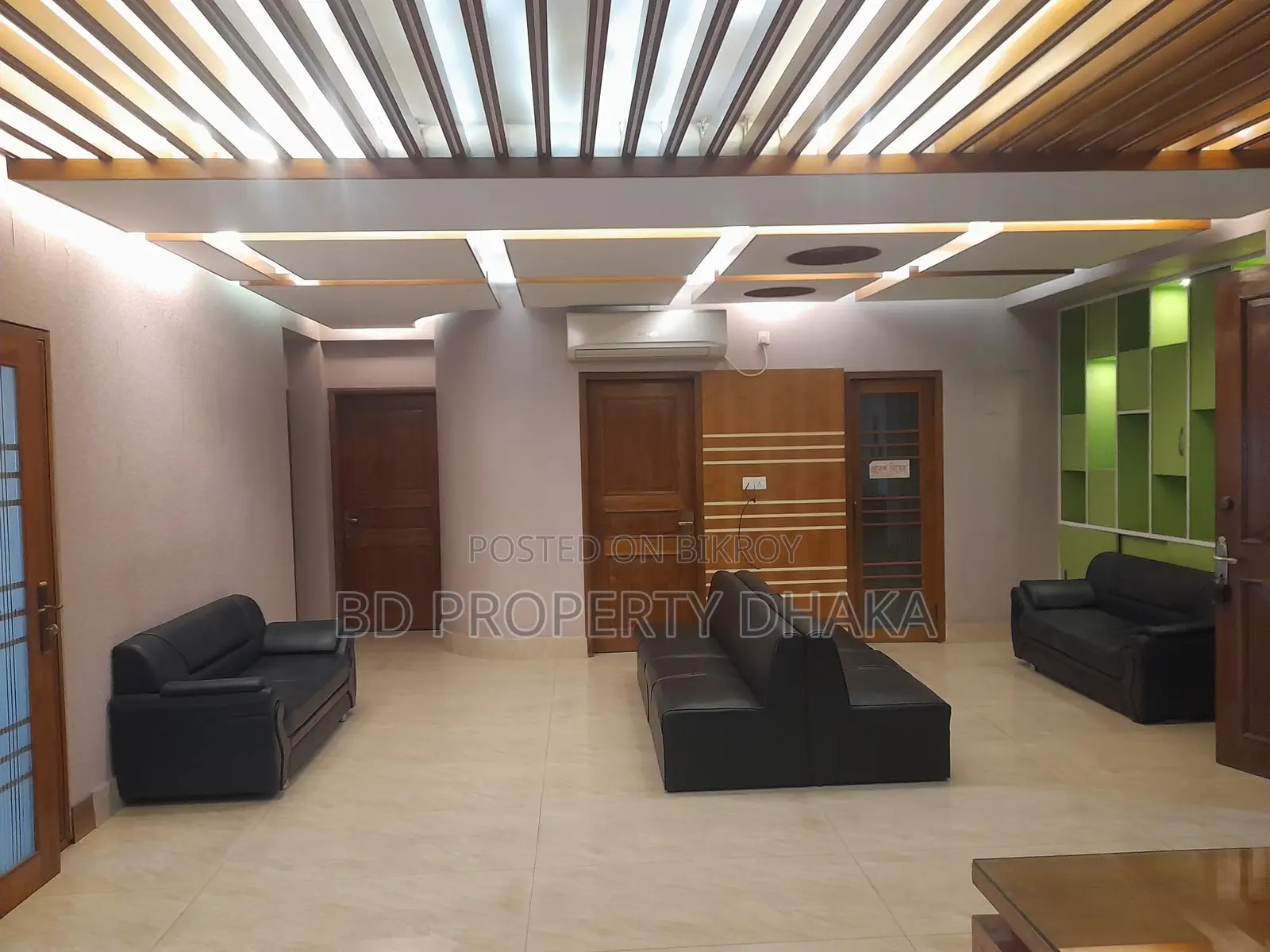 2450 Sqft Semi Furnished Nice Office Space Rent in Banani