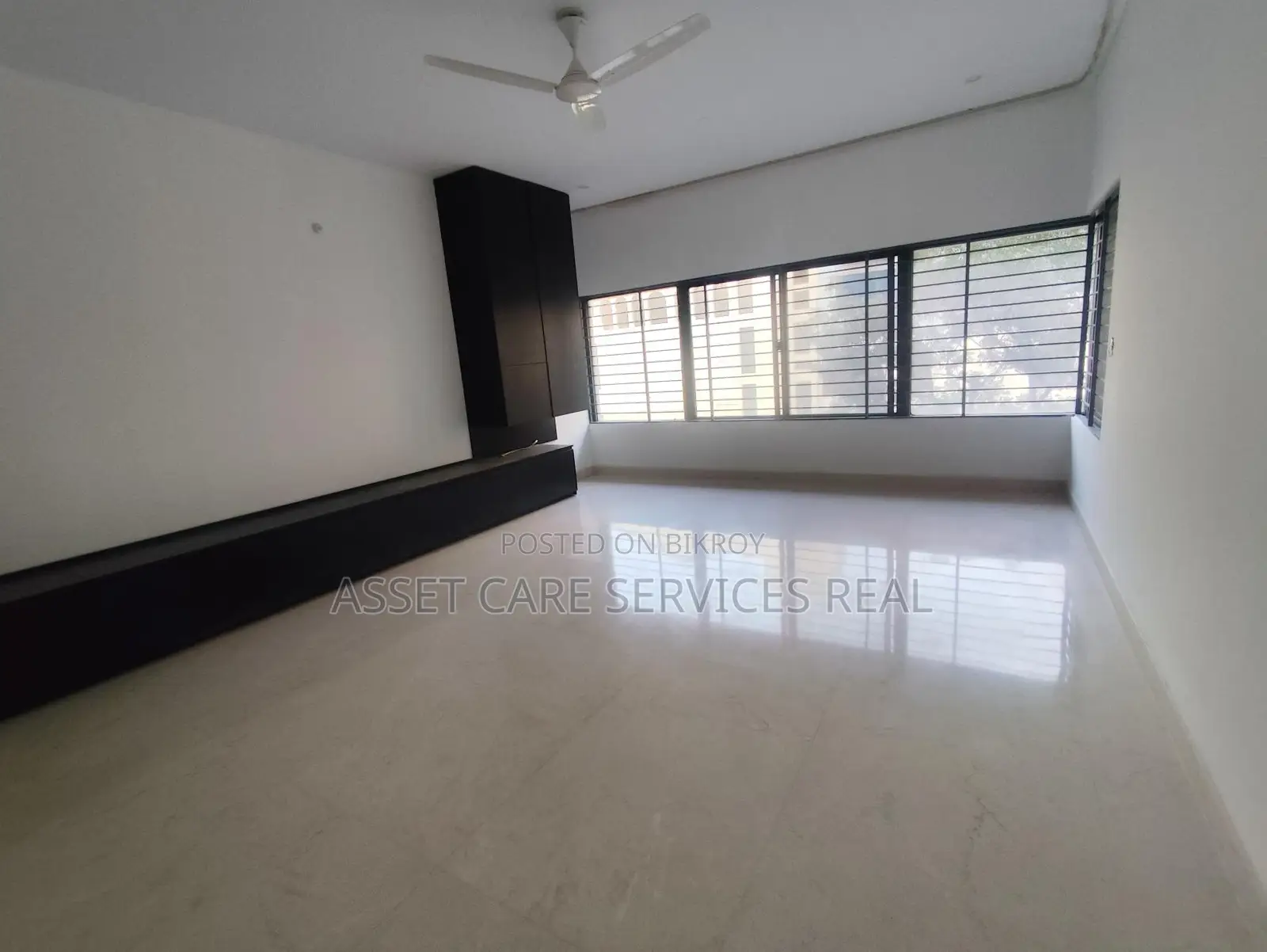 North Gulshan 4-Bedroom Apartment for Rent with Gym and Pool