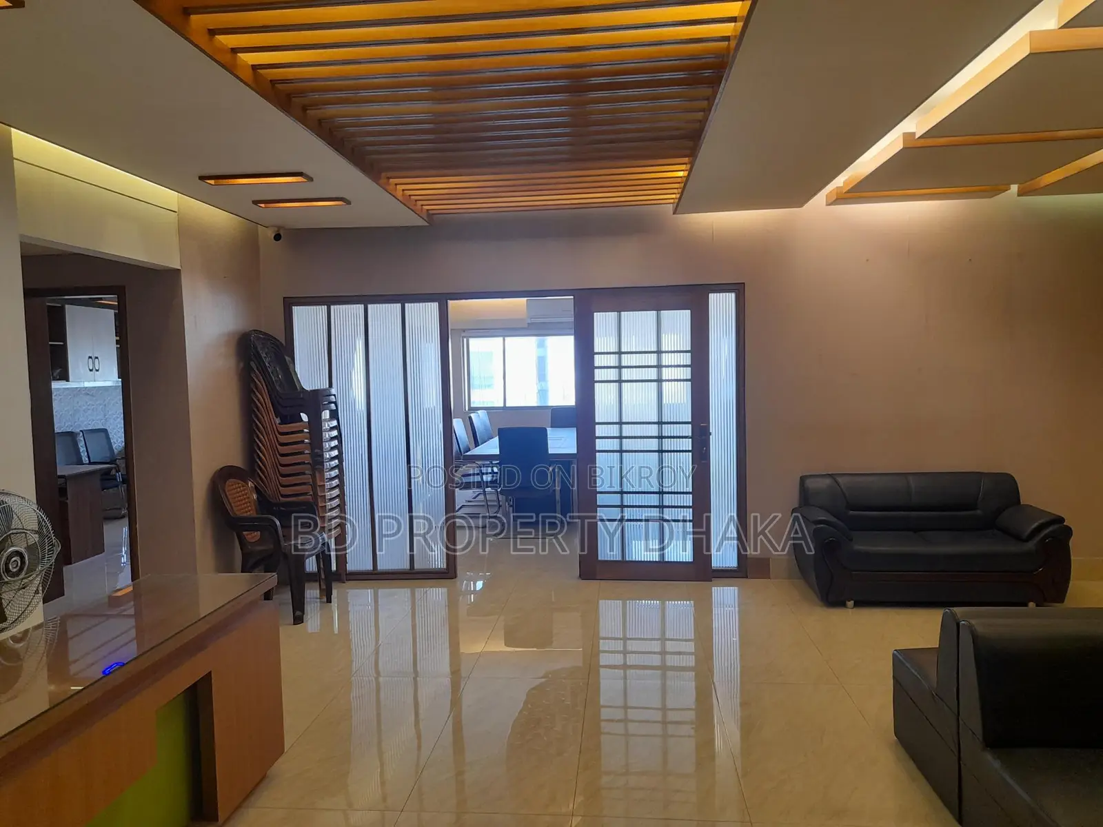 2450 Sqft Semi Furnished Nice Office Space Rent in Banani