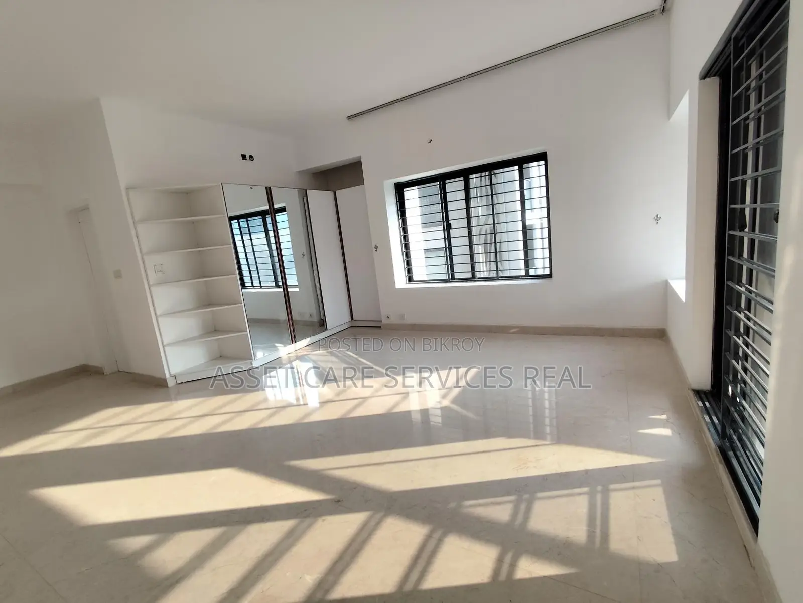 North Gulshan 4-Bedroom Apartment for Rent with Gym and Pool