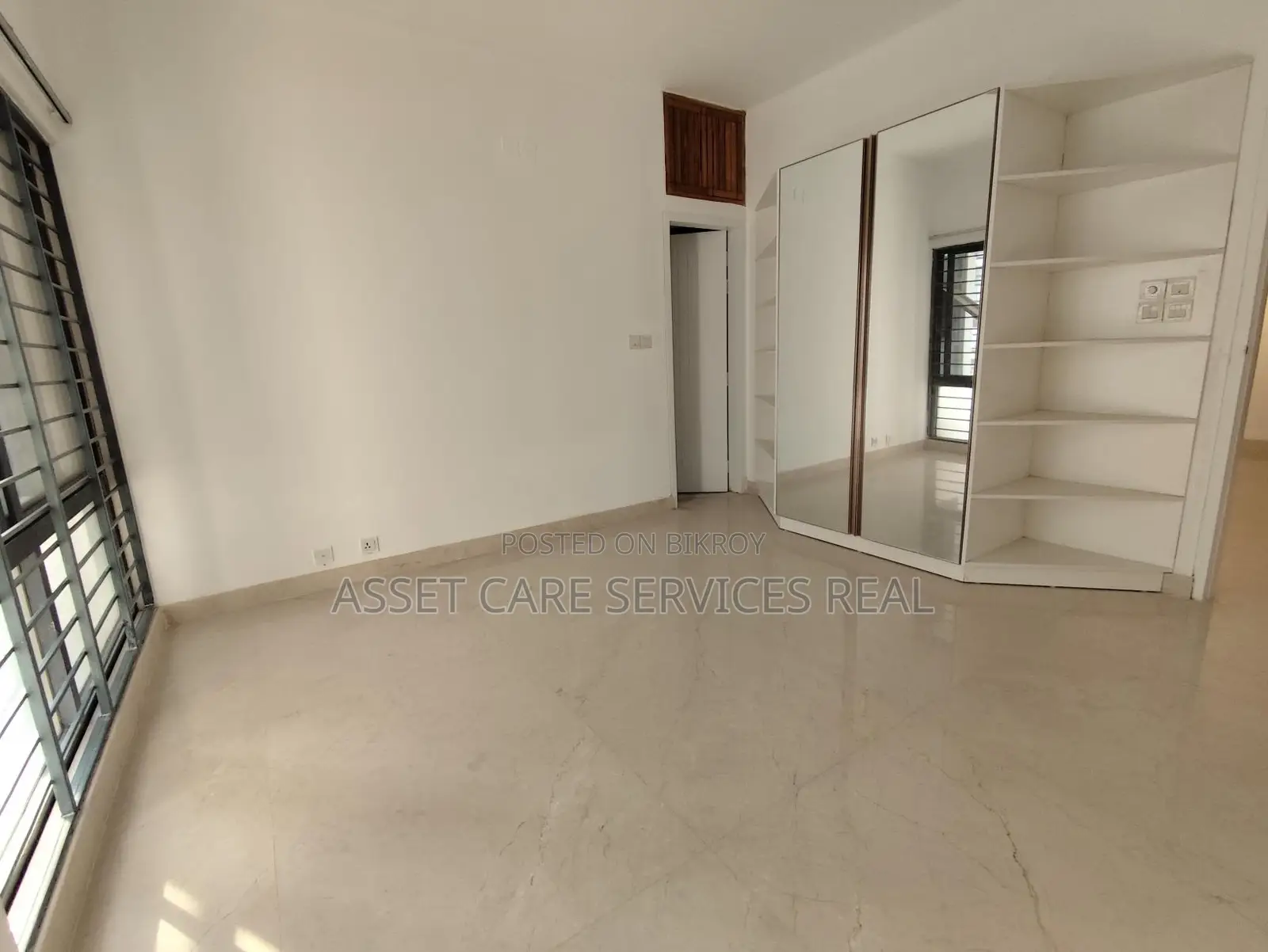 North Gulshan 4-Bedroom Apartment for Rent with Gym and Pool