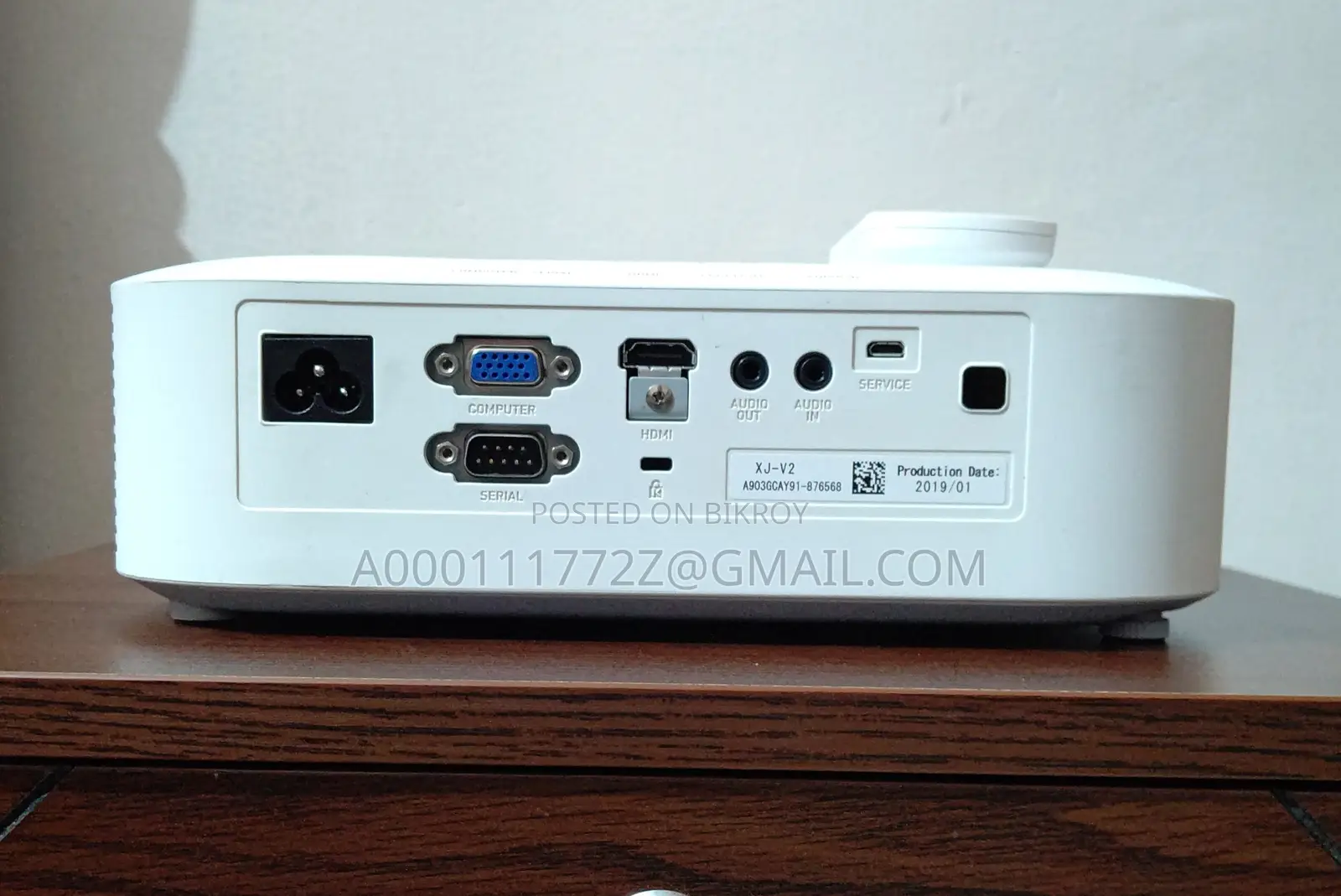 Casio xj-v2 DLP Laser New Projector