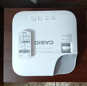 Casio xj-v2 DLP Laser New Projector
