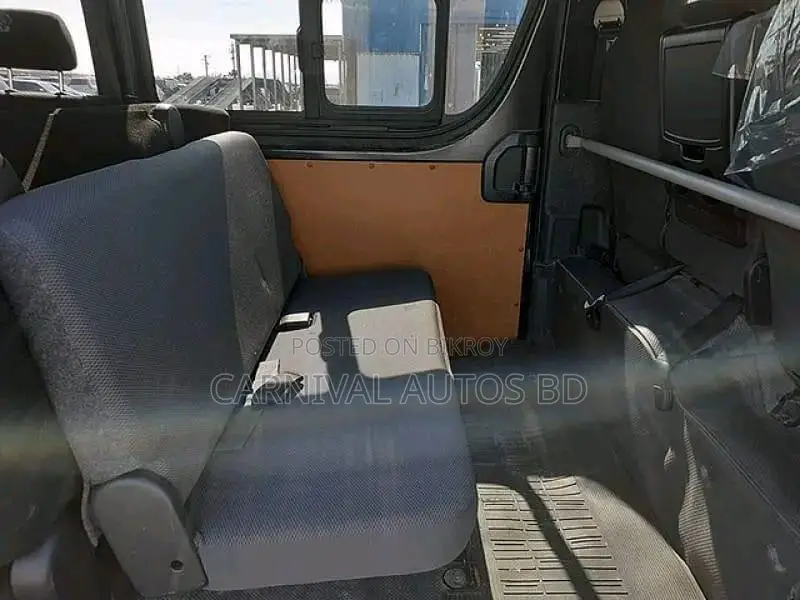 Toyota Hiace GL PACKAGE 2021