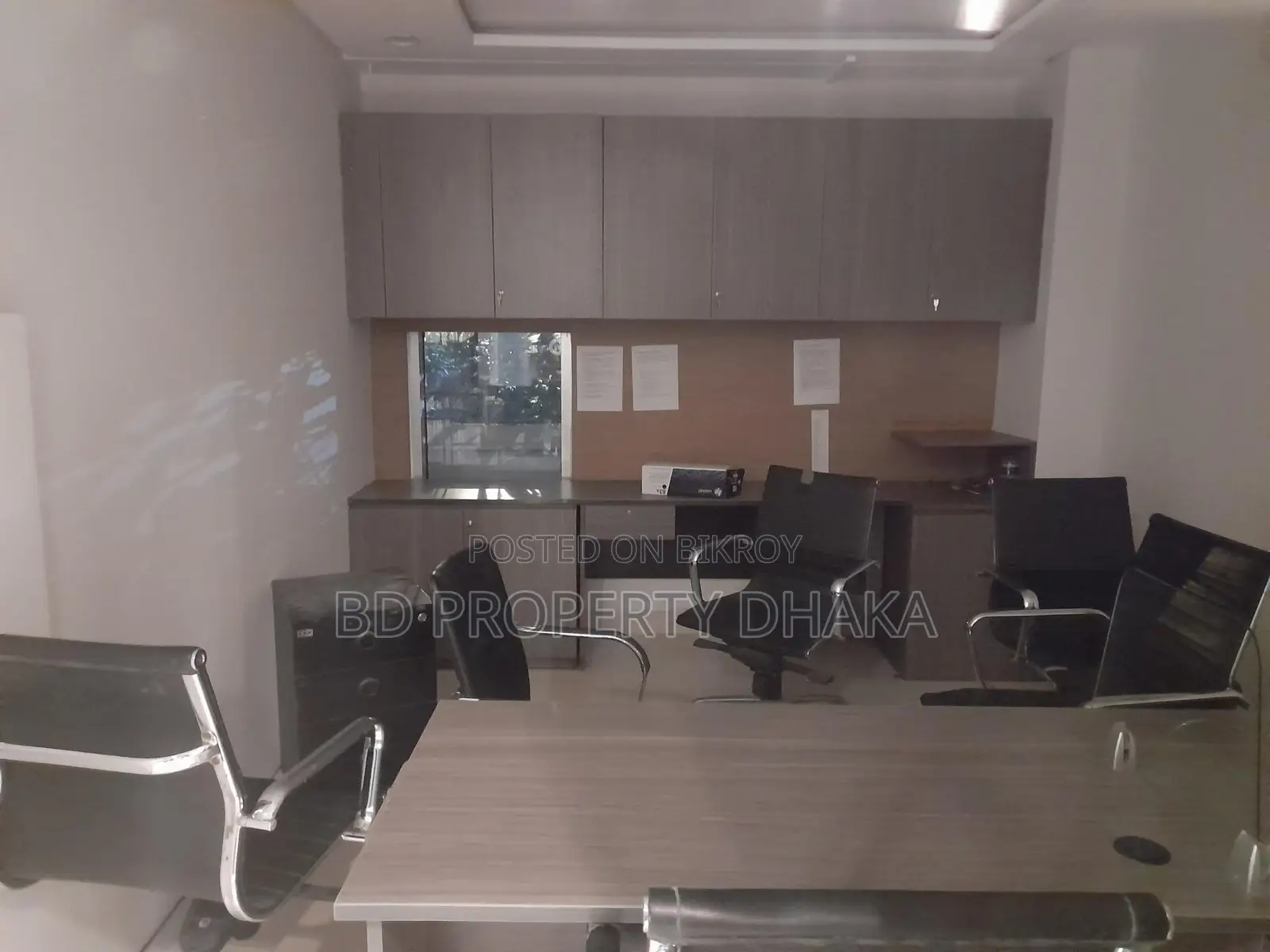 2450 Sqft Semi Furnished Nice Office Space Rent in Banani