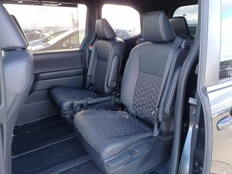 Toyota Voxy S-Z PACKAGE 2022