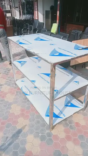 স্টিলের সেলফ