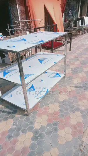 স্টিলের সেলফ