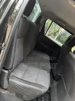 Toyota Hilux 2018 Black