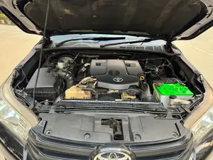 Toyota Hilux Double Cabin Diesel 2018