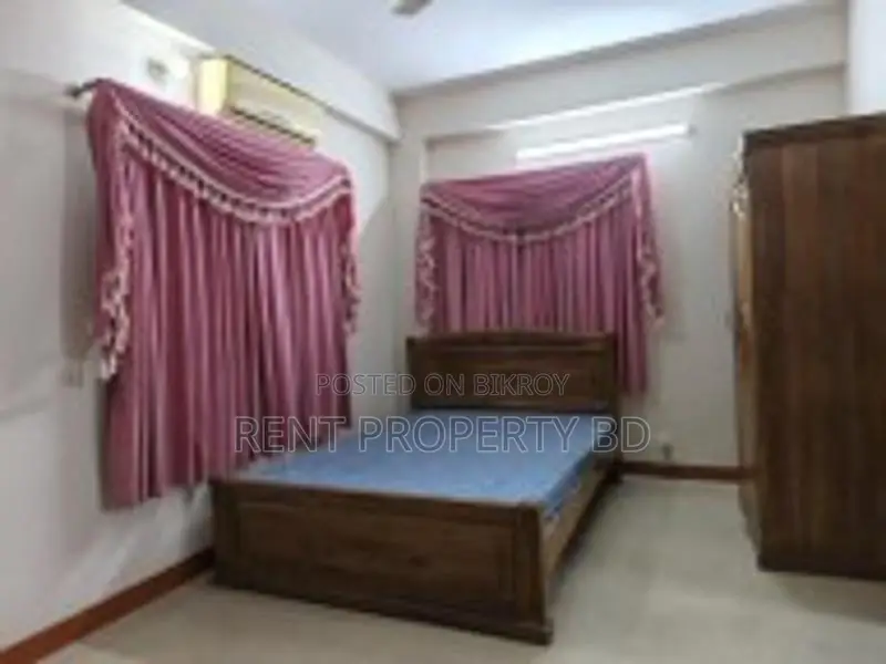 বসুন্ধরায় ফুল ফার্নিশড অ্যাপার্টমেন্ট ভাড়া
