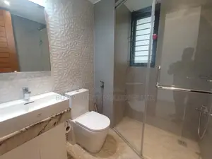 বসুন্ধরায় ২৪০০ বর্গফুটের বিলাসবহুল সেমি-ফার্নিশড রেডি ফ্ল্যাট ভাড়া হবে
