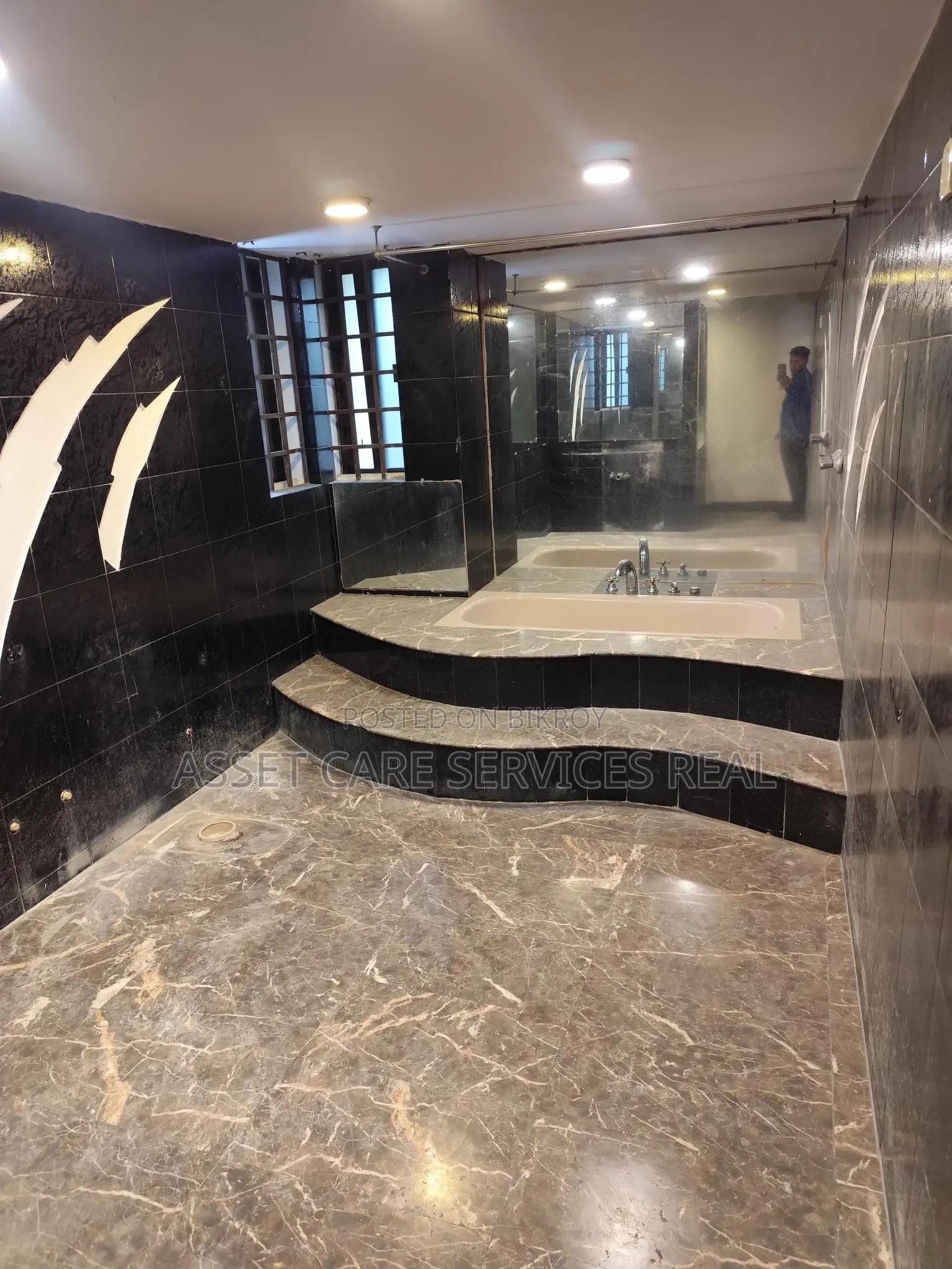 Baridhara Diplomatic Zone Swimming Including Independent House Rent