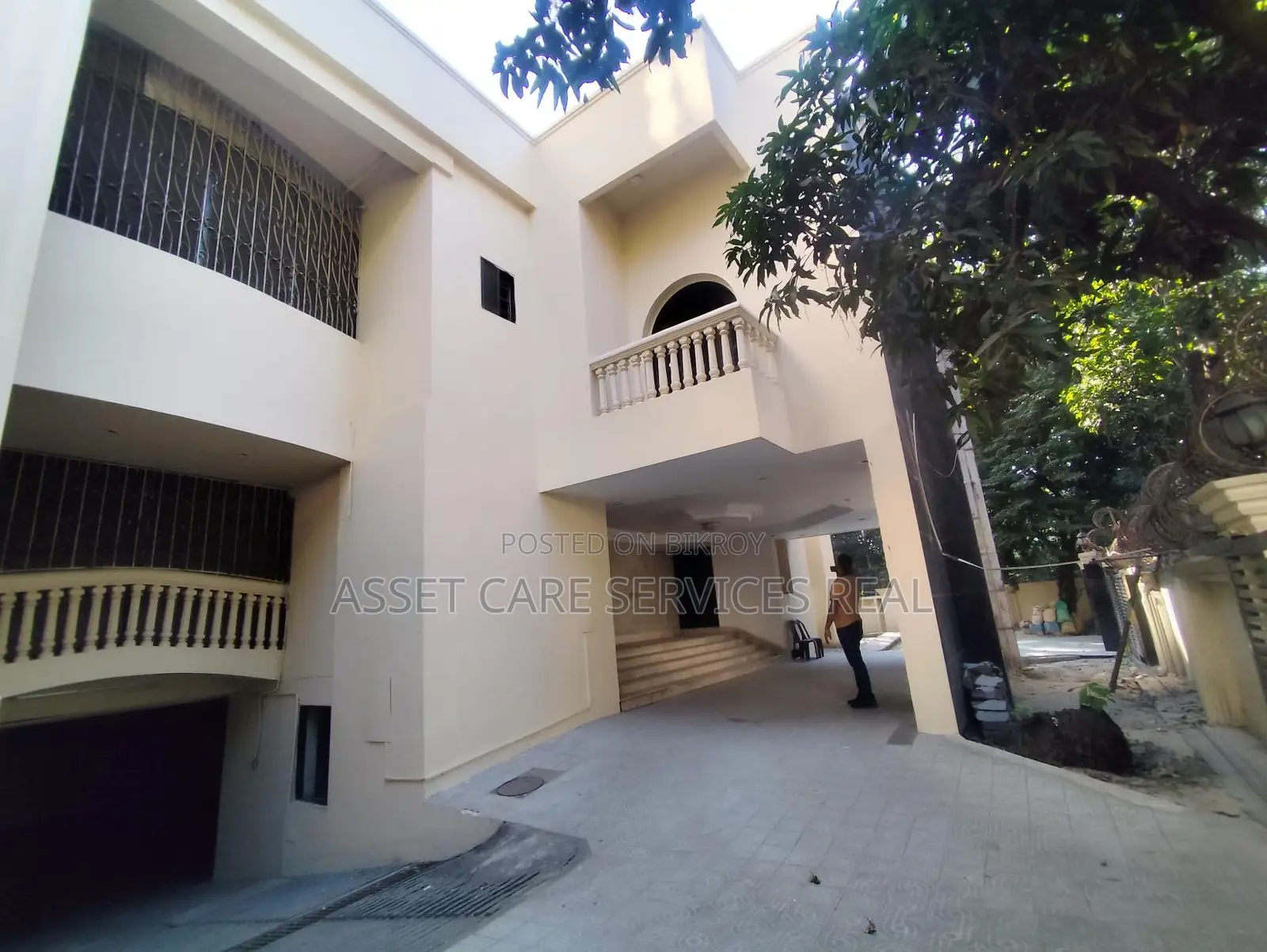 Baridhara Diplomatic Zone Swimming Including Independent House Rent