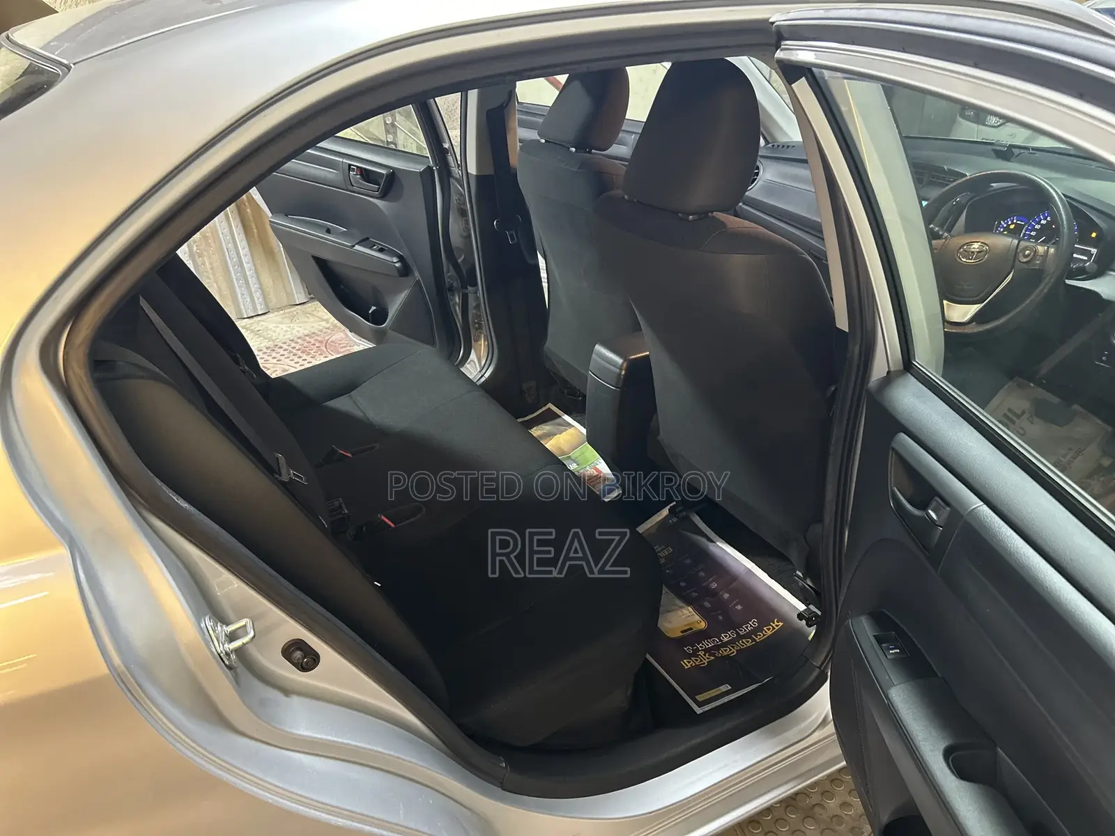 Toyota Axio EX PKG SILVER / 2020