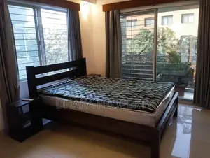 গুলশানে ভাড়ার জন্য ভালো মানের আনফার্নিশড ফ্ল্যাট