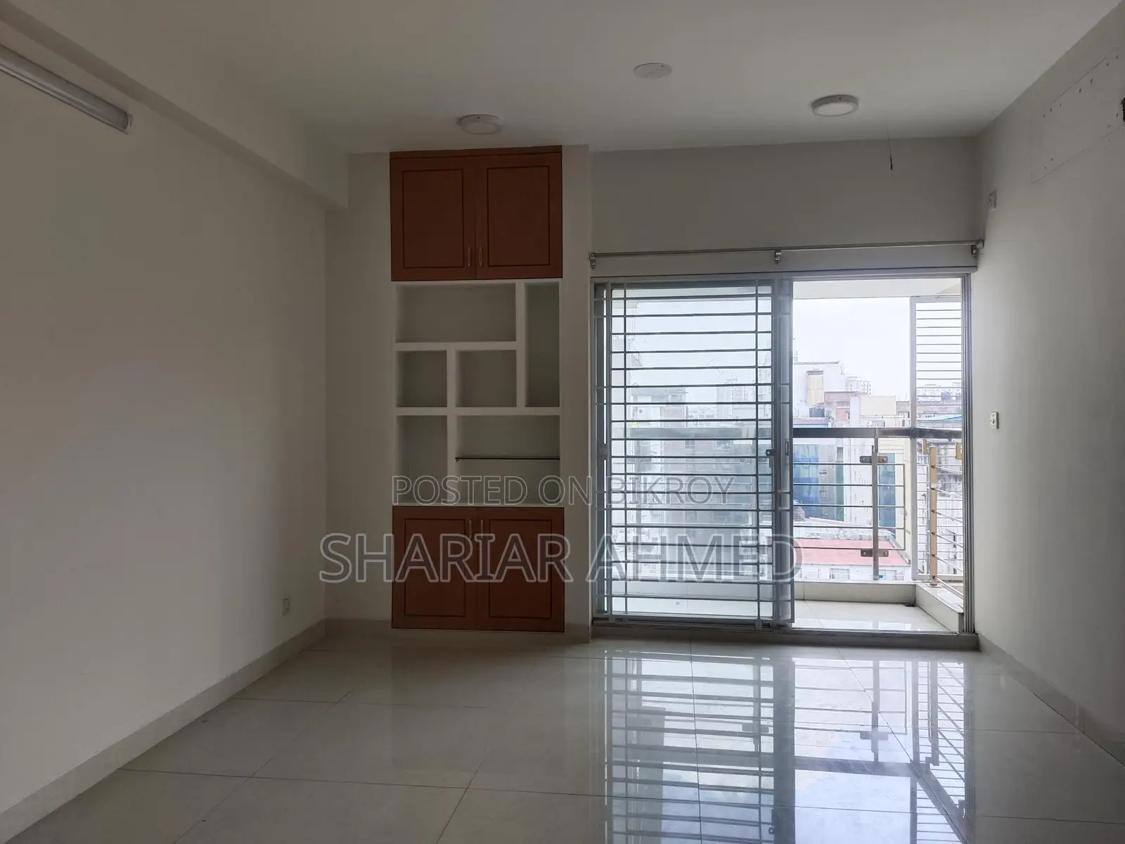 2980 Sqft 4 Bed UN-FURNISHED APARTMENT FOR RENT IN GULSHAN