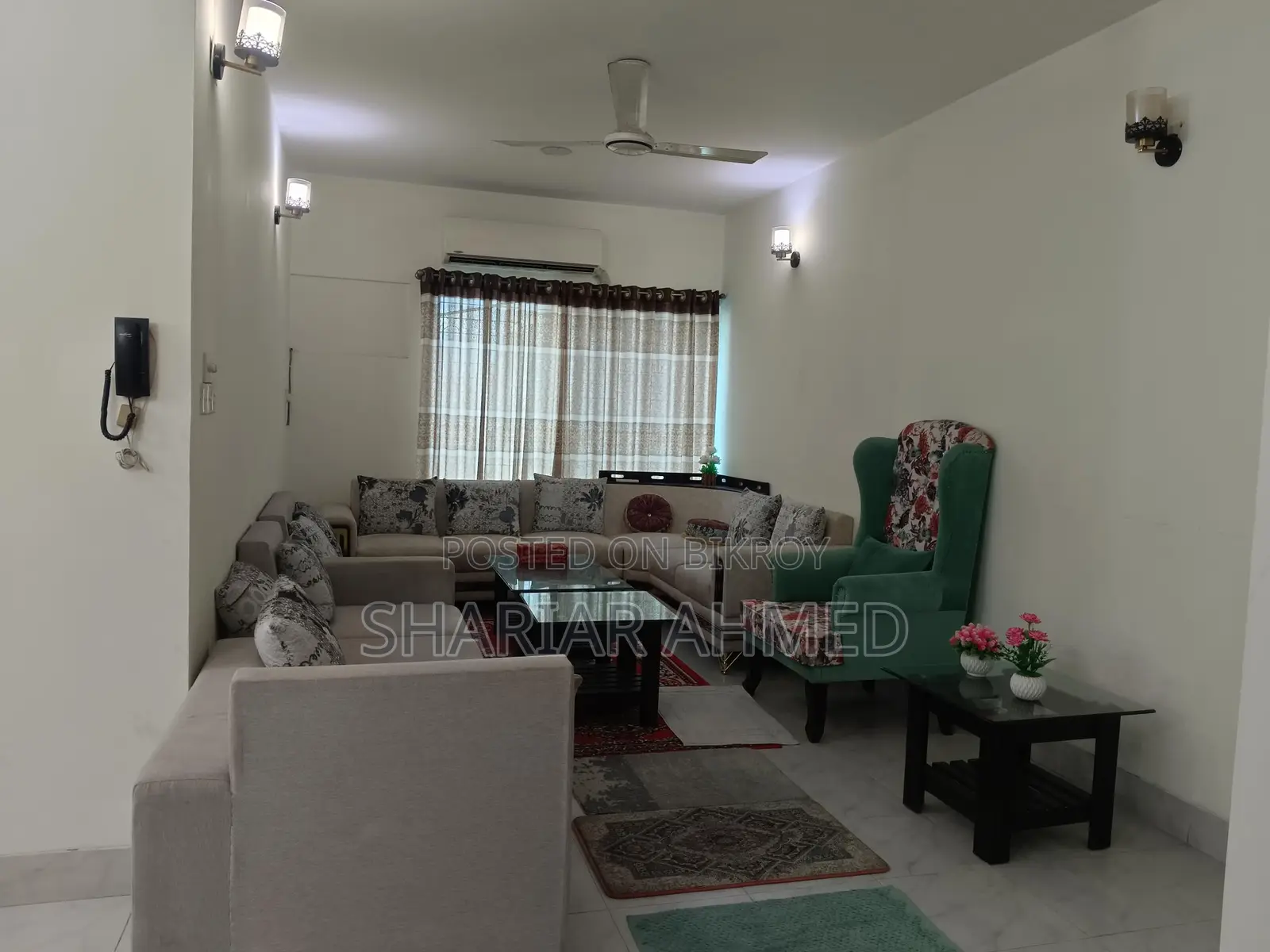 গুলশান ১-এ ২৪৪০ বর্গফুটের ৩ বেড ফুল-ফার্নিশড অ্যাপার্টমেন্ট ভাড়ার জন্য