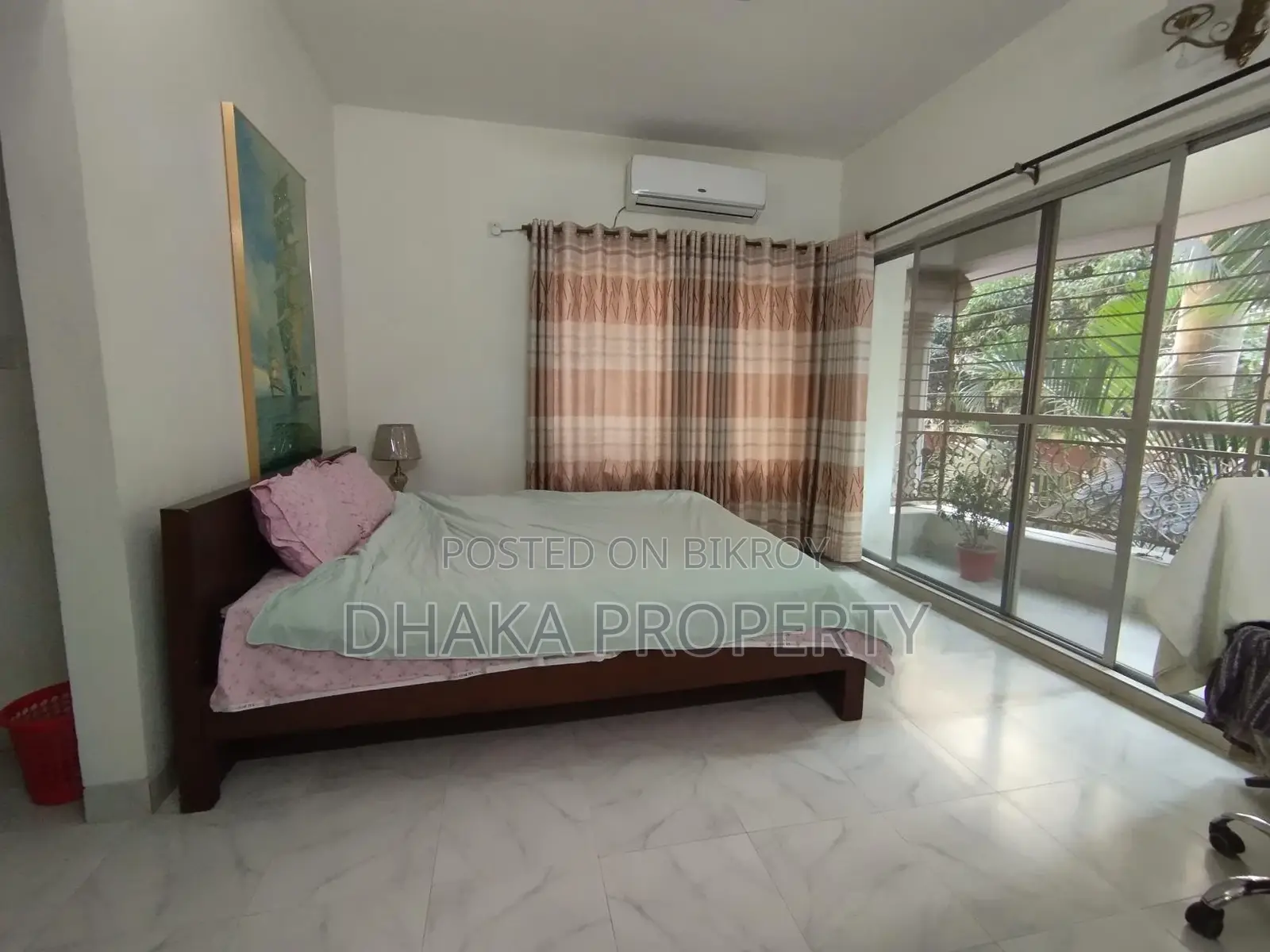 EXCLUSIVE FURBISHED FLAT RENT GULSHAN NORTH