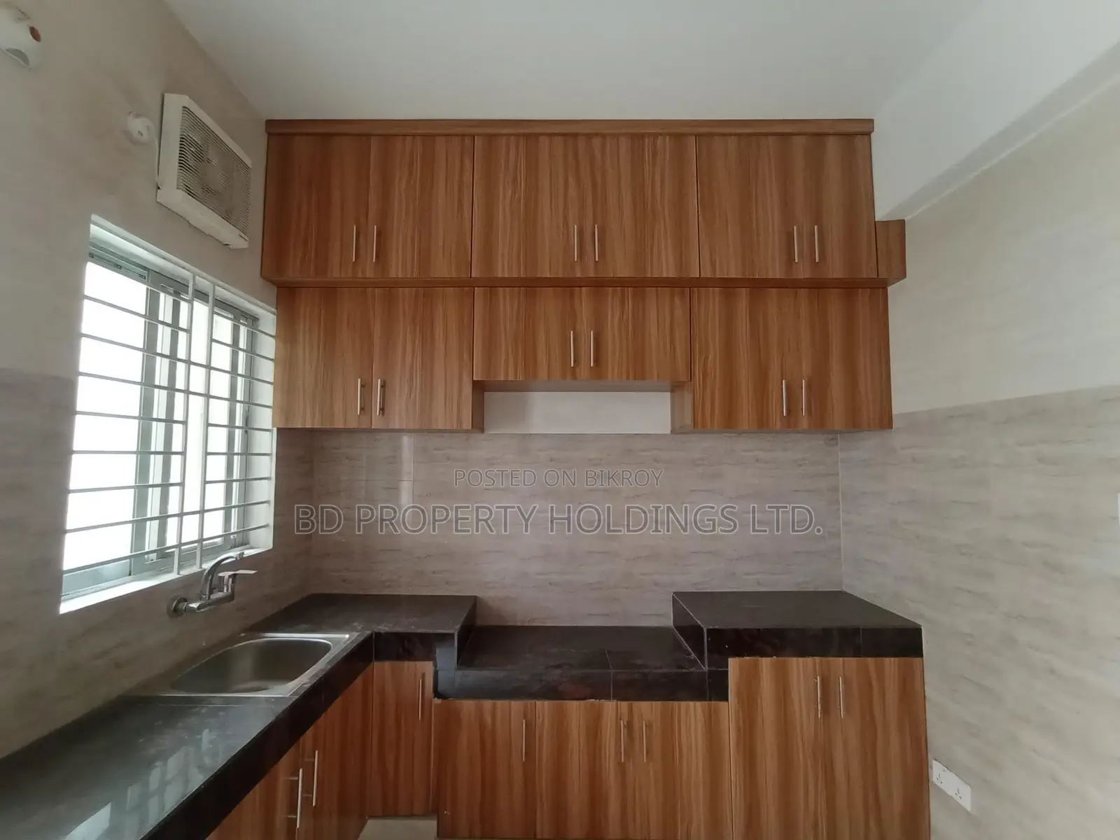 বসুন্ধরায় ৩ বেডরুমের অ্যাপার্টমেন্ট ভাড়া হবে
