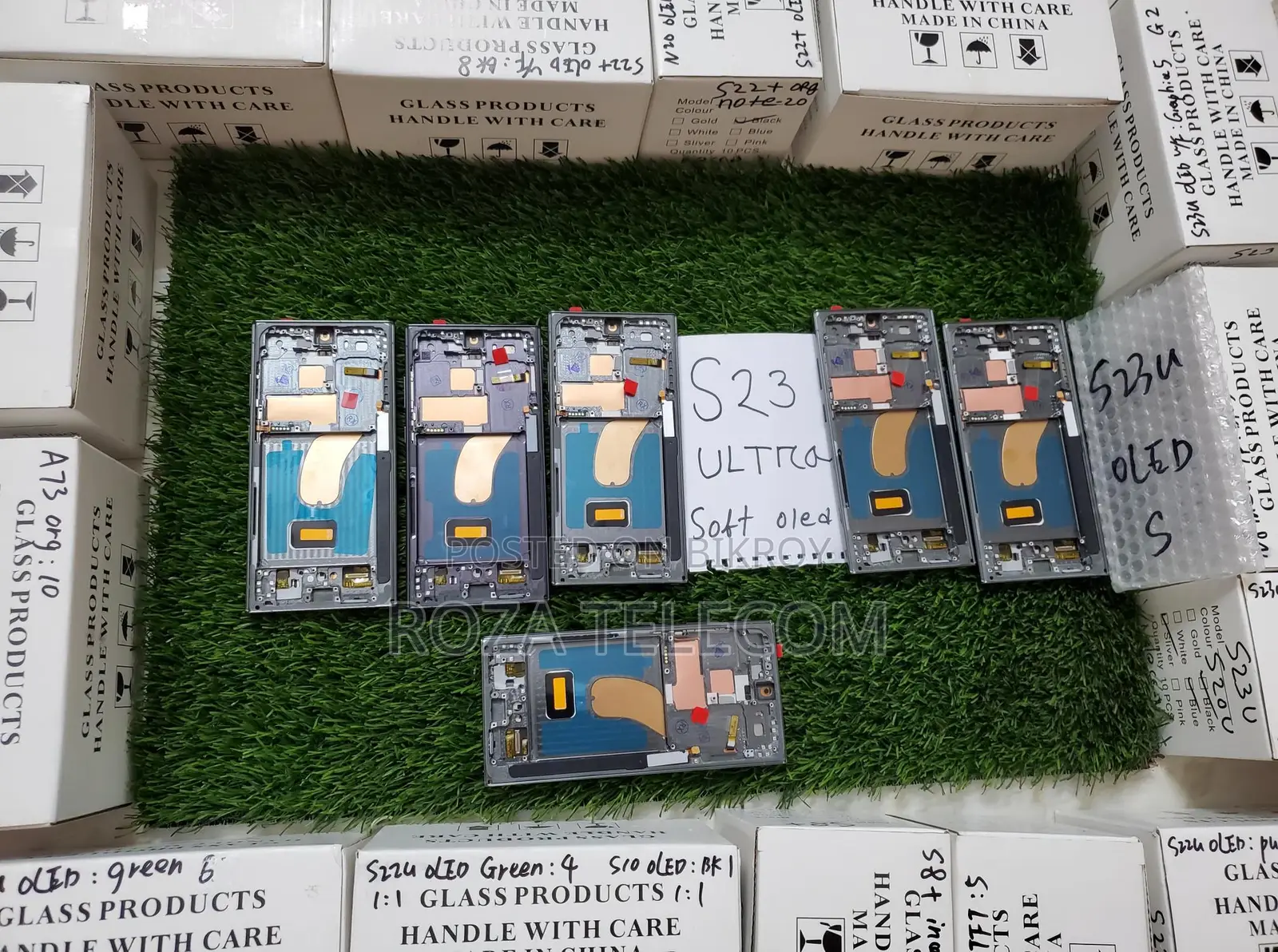 Samsung S23 Ultra Soft OLED Display