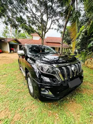 Toyota Prado TxL 7-Seat Sunroof 2013