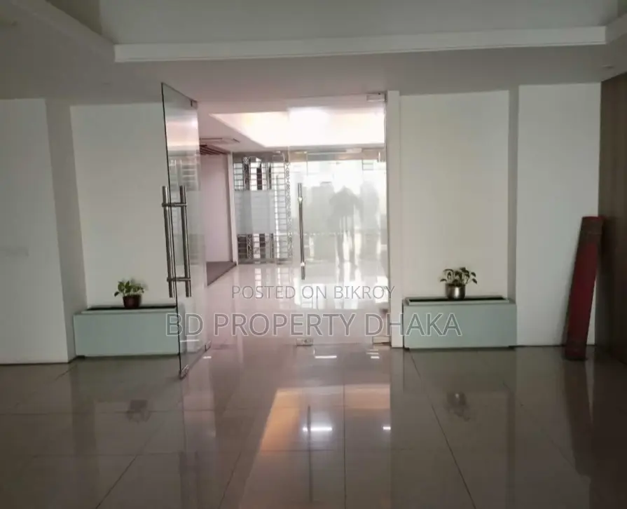 3800sqft New Commercial Space Rent in Gulshan Avenue