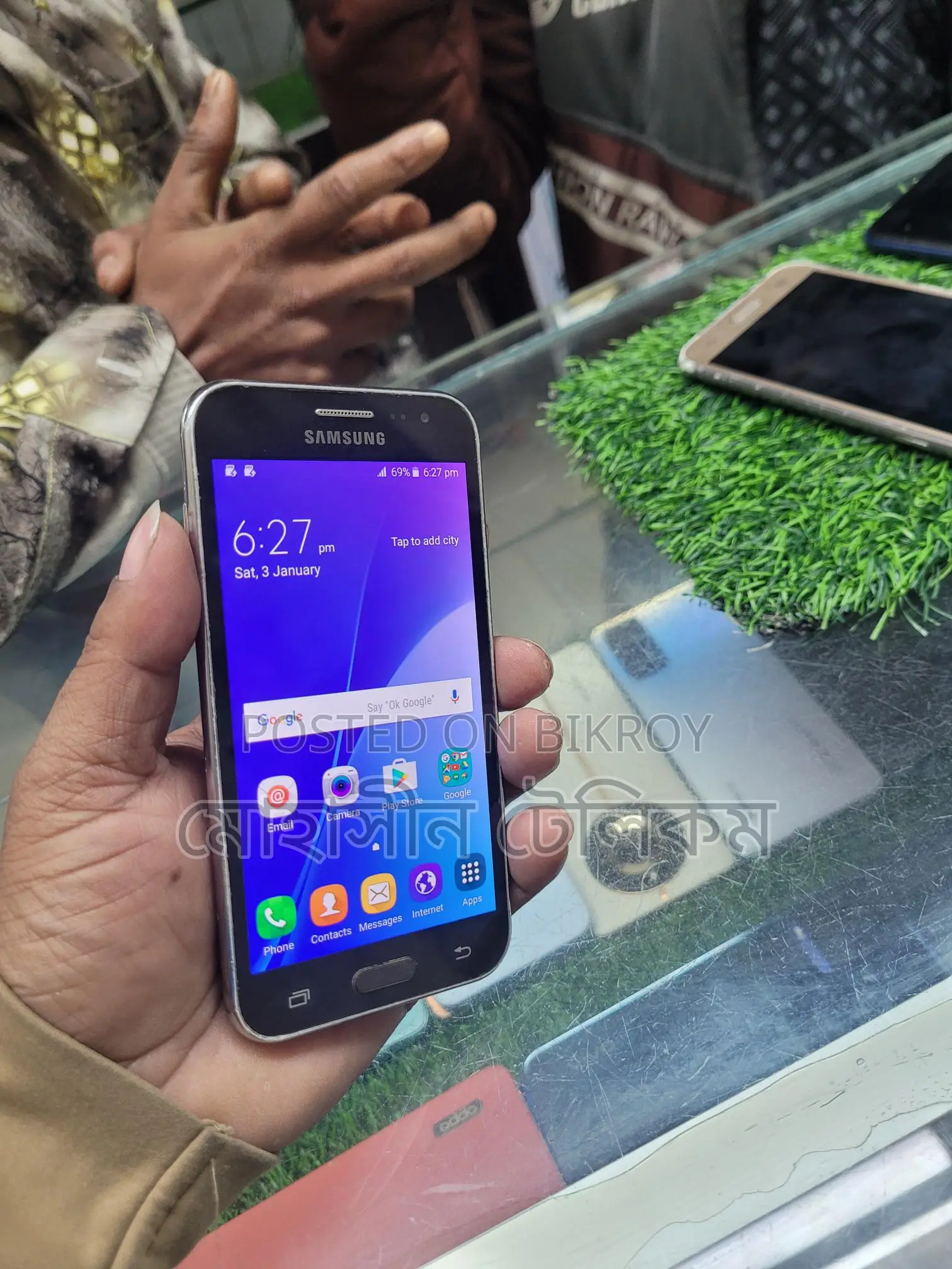 Samsung Galaxy J2 1/8 (Used)