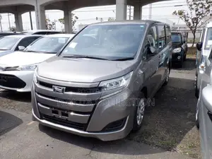 Toyota Noah PUSH START X PACKAGE 2020